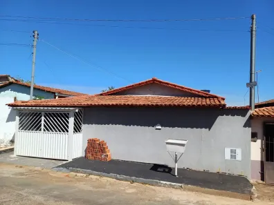 Casa com 3 Quartos à venda, 119m² no Setor Novo Paraíso, Trindade
