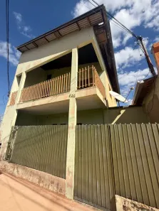 Sobrado com 2 Quartos para alugar, 190m² no Vila Margarida, Campo Grande