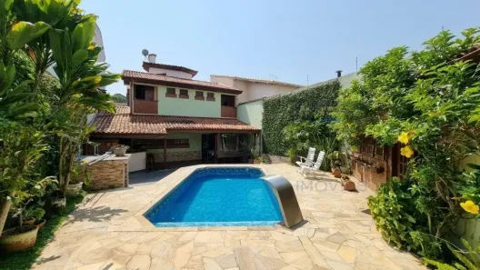 Sobrado com 4 Quartos à venda, 356m² no Vila Oliveira, Mogi das Cruzes