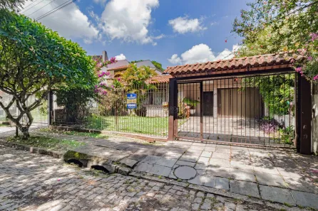 Casa com 3 Quartos à venda, 340m² no Jardim Isabel, Porto Alegre