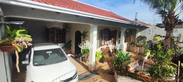 Casa com 2 Quartos à venda, 103m² no Armindo Guazzi, Londrina