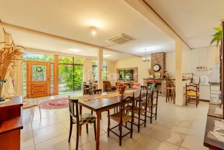 Casa com 3 Quartos à venda, 180m² no Belém Novo, Porto Alegre