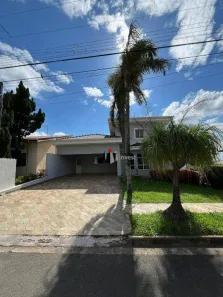 Casa de Condomínio com 3 Quartos para alugar, 250m² no Vila Marieta, Campinas