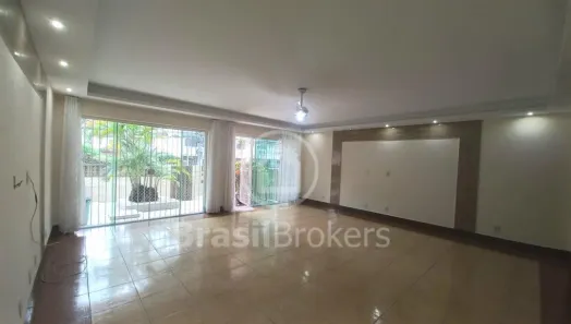 Casa com 5 Quartos à venda, 558m² no Jardim Carioca, Rio de Janeiro