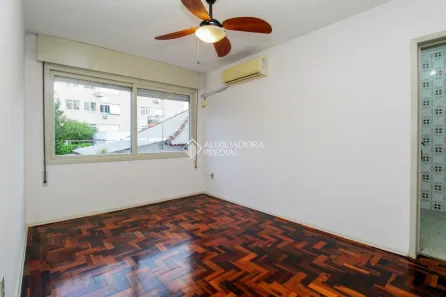 Apartamento com 2 Quartos à venda, 73m² no São Sebastião, Porto Alegre