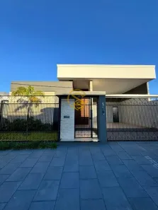 Casa com 3 Quartos à venda, 179m² no Recanto Tropical, Cascavel