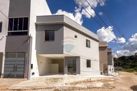 Casa com 3 Quartos à venda, 105m² no Quitandinha, Santo Antônio de Jesus