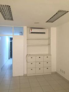 Sala Comercial à venda, 41m² no Caminho das Árvores, Salvador