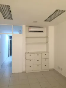 Sala Comercial à venda, 41m² no Caminho das Árvores, Salvador
