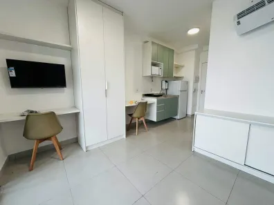 Apartamento com 1 Quarto para alugar, 25m² no Vila Firmiano Pinto, São Paulo