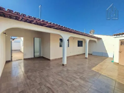 Casa com 3 Quartos para alugar, 131m² no Plano Diretor Sul, Palmas