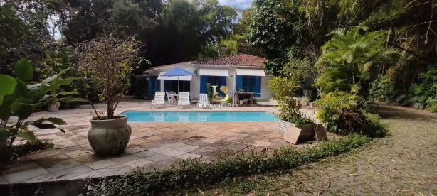 Casa com 4 Quartos à venda, 60000m² no Muriqui, Niterói