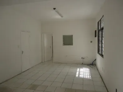 Casa com 10 Quartos para alugar, 500m² no Fátima, Fortaleza