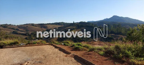 Lote/Terreno à venda, 706m² no Jardim Primavera, Prados