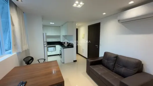 Apartamento com 1 Quarto para alugar, 36m² no Agronômica, Florianópolis