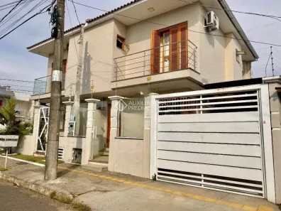 Sobrado com 2 Quartos à venda, 92m² no São José, Canoas
