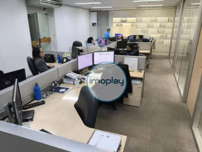 Sala Comercial para alugar, 240m² no Vila Olímpia, São Paulo