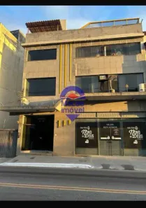 Prédio Comercial para alugar, 200m² no Centro, Macaé