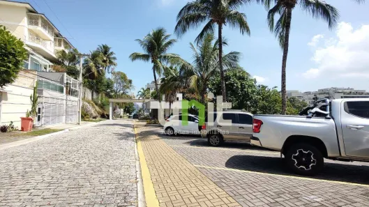 Lote/Terreno à venda, 910m² no Charitas, Niterói