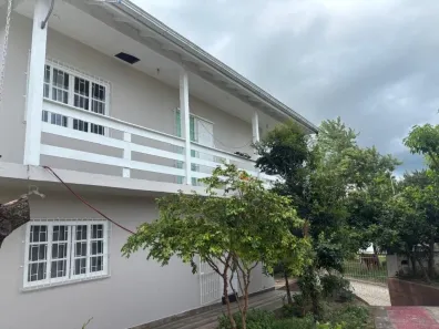 Casa com 2 Quartos à venda, 143m² no Caminho Novo, Palhoça