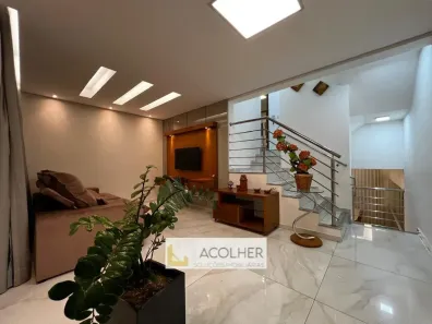 Casa com 3 Quartos para alugar, 306m² no São Gonçalo, Contagem