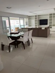 Apartamento com 3 Quartos para alugar, 212m² no Alphaville Centro Industrial e Empresarial/Alphaville., Barueri