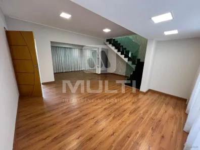 Cobertura com 3 Quartos à venda, 210m² no Saraiva, Uberlândia