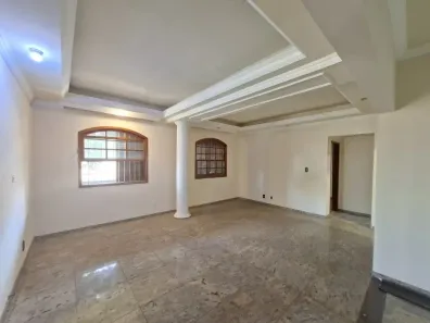 Casa com 4 Quartos à venda, 300m² no Santa Tereza, Belo Horizonte