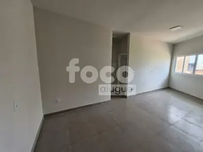 Apartamento com 2 Quartos para alugar, 60m² no Novo Mundo, Uberlândia
