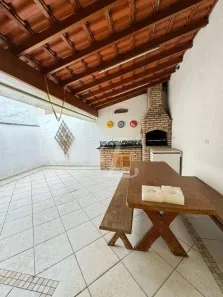 Sobrado com 3 Quartos à venda, 195m² no Vila Romero, São Paulo