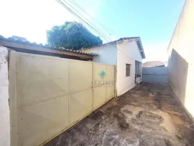 Casa com 2 Quartos para alugar, 60m² no Parque Industrial, São José do Rio Preto