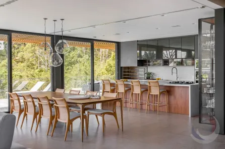 Casa de Condomínio com 4 Quartos à venda, 597m² no Cacupé, Florianópolis