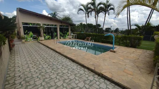 Fazenda/Sítio com 2 Quartos à venda, 200m² no Dois Córregos, Piracicaba