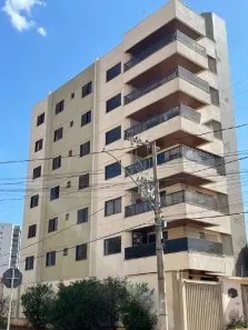 Apartamento com 4 Quartos para alugar, 232m² no Mercês, Uberaba