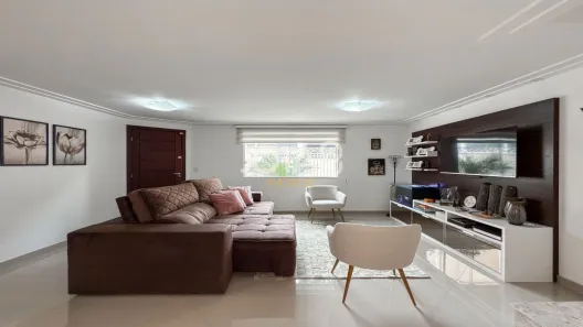 Sobrado com 3 Quartos à venda, 108m² no Uberaba, Curitiba