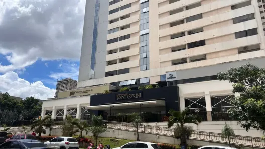Sala Comercial com 6 Quartos à venda, 347m² no Setor Bueno, Goiânia