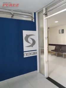Sala Comercial para alugar, 139m² no Centro, Londrina