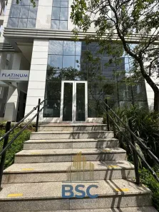 Ponto Comercial para alugar, 237m² no Cidade Monções, São Paulo