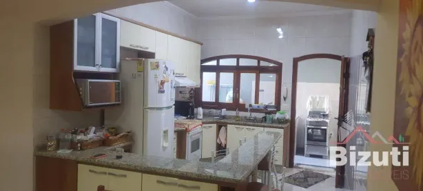 Casa com 3 Quartos à venda, 200m² no Vila de Vecchi, Jundiaí