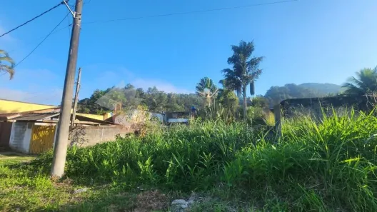 Lote/Terreno à venda, 360m² no Capricónio III, Caraguatatuba