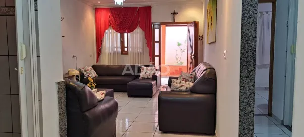 Casa com 3 Quartos à venda, 231m² no Jardim Novo Mundo, Goiânia