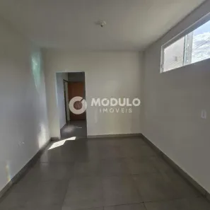 Casa com 2 Quartos à venda, 150m² no Martins, Uberlândia