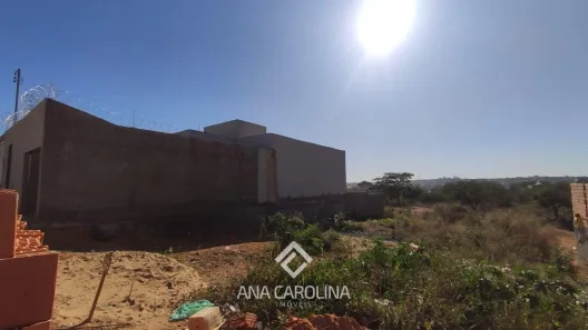 Lote/Terreno à venda, 248m² no Planalto, Montes Claros