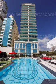 Apartamento com 4 Quartos à venda, 180m² no Meia Praia, Itapema