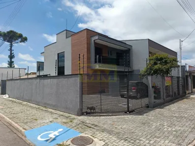 Sobrado com 3 Quartos à venda, 213m² no Pineville, Pinhais