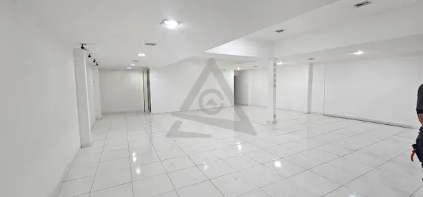 Ponto Comercial para alugar, 370m² no Centro, Campinas