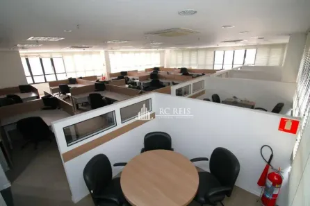 Sala Comercial para venda ou aluguel, 480m² no Sítio Tamboré Alphaville, Barueri