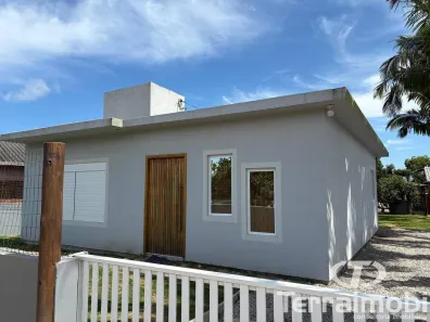 Casa com 2 Quartos à venda, 72m² no Araçatuba, Imbituba