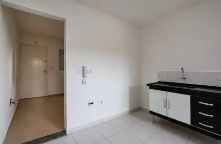 Kitnet com 1 Quarto para alugar, 30m² no Vila Bertioga, São Paulo