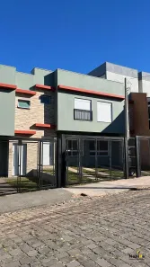 Sobrado com 2 Quartos à venda, 62m² no Nossa Senhora do Rosário, Caxias do Sul
